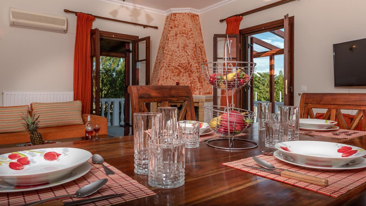 Pothos Villas Sarakinadhon Ngoại thất bức ảnh